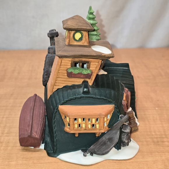 Department 56‎ Dickens Village DAVID COPPERFIELD SEASIDE COTTAGE #55506 - Picture 5 of 13